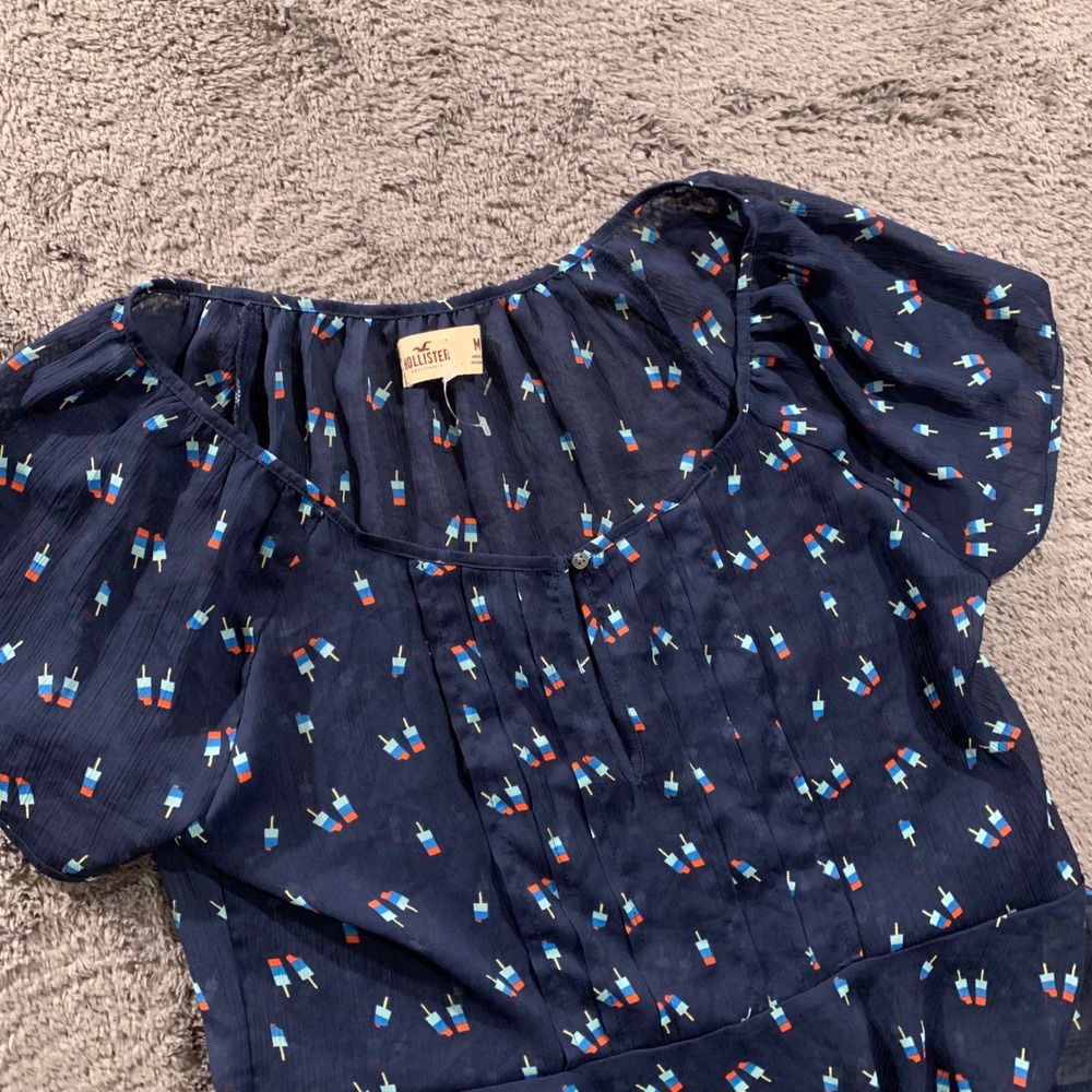 Hollister Navy Blue Popsicle Print Peplum Blouse Short Sleeve Chiffon Top Medium